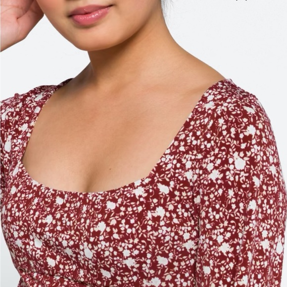 LUSH Naomi Square Neck Cropped Knit Top - Picture 4 of 11